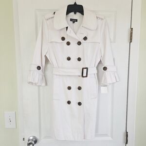 New!!! Bebe ✨️ Women's White Trench Coat Size S